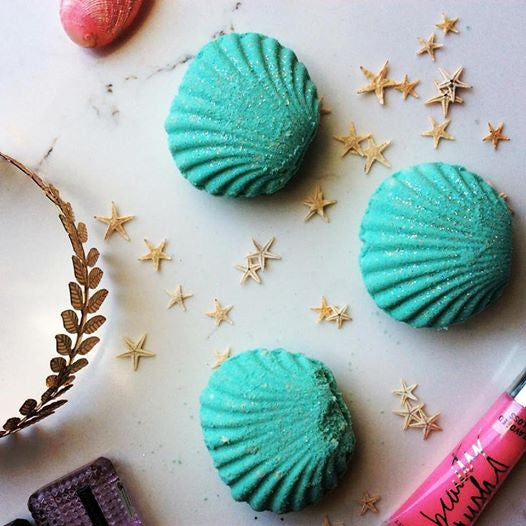 Mermaid clam shell bathbombs ready!